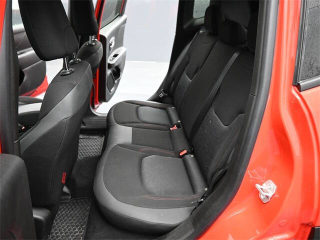 2023 Jeep Renegade Trailhawk