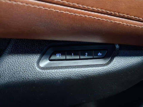 2016 Cadillac Escalade ESV Luxury Collection