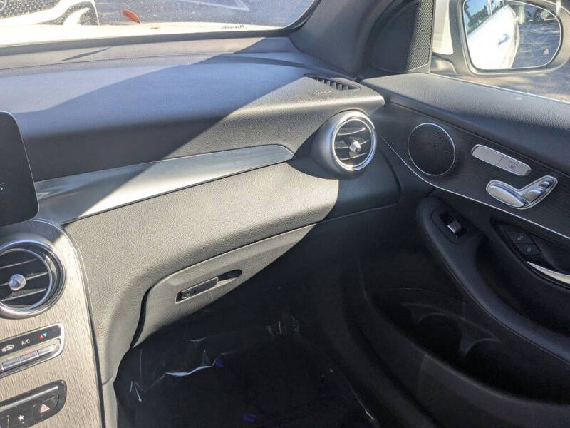 2022 Mercedes-Benz GLC GLC 300 4MATIC