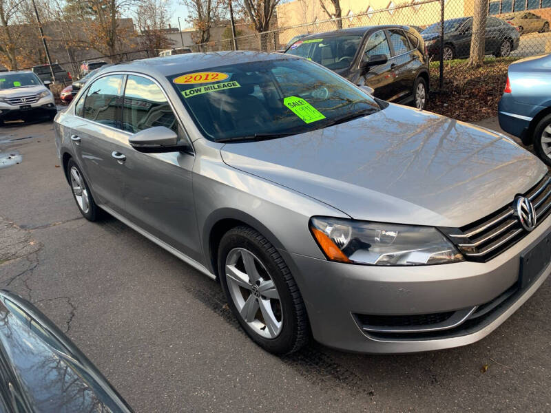 2012 Volkswagen Passat SE PZEV