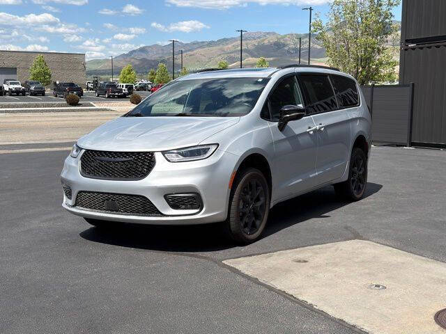 2024 Chrysler Pacifica Limited