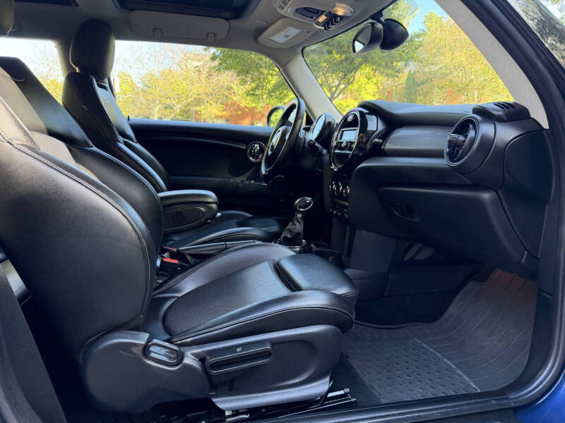 2015 MINI Hardtop 2 Door Cooper