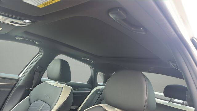 2025 Kia K5