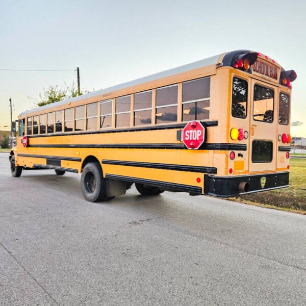 2011 IC Bus CE Series