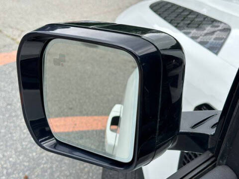 2022 Land Rover Defender 110 S