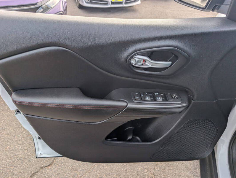 2015 Jeep Cherokee Trailhawk