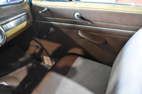 1947 Ford Super Deluxe