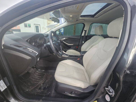 2017 Ford Focus Titanium