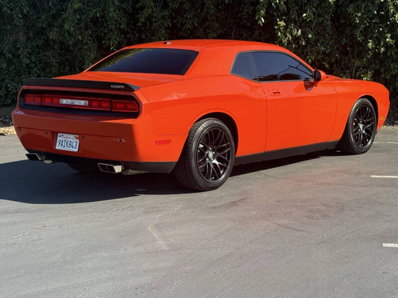 2009 Dodge Challenger SRT8