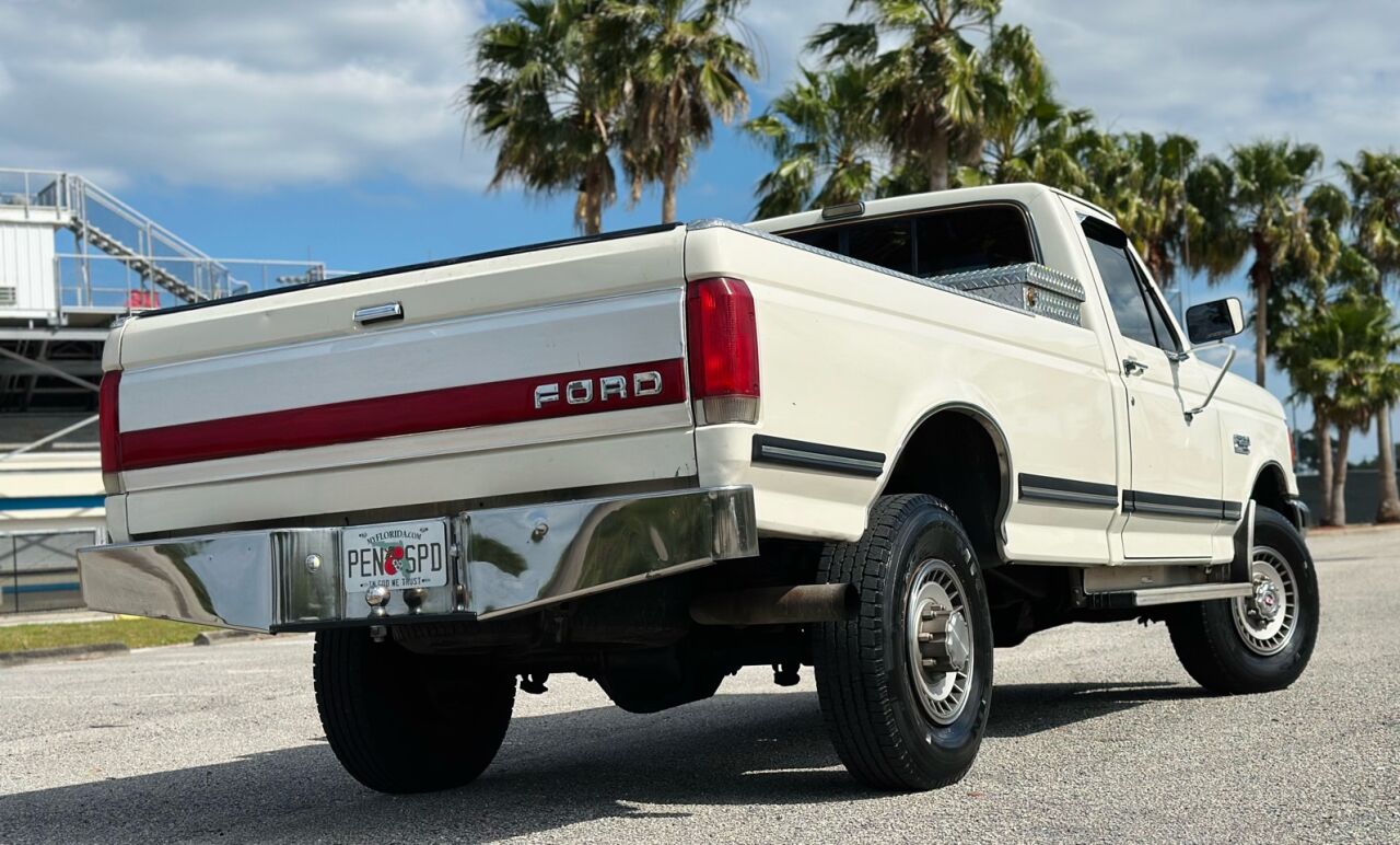 1990 Ford F-250 18