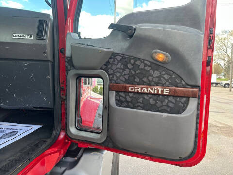 2007 Mack Granite
