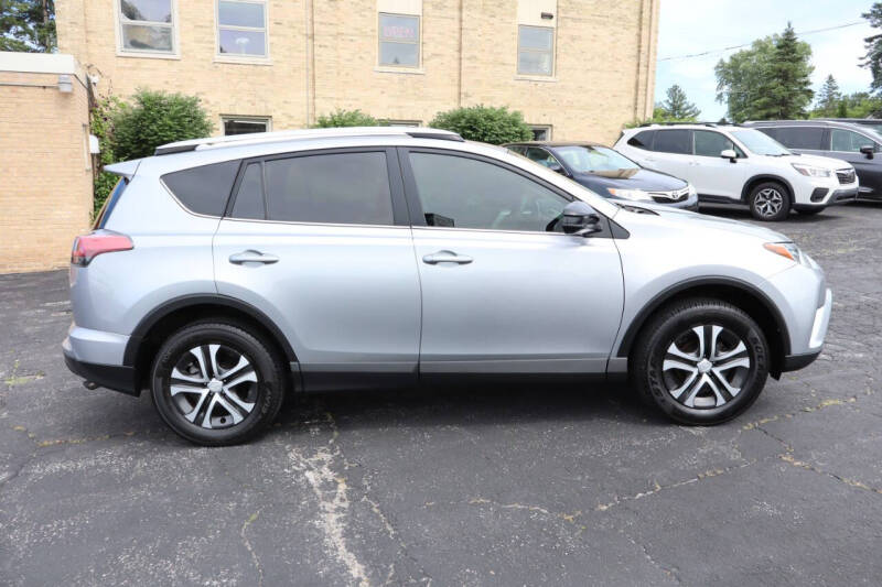 2016 Toyota RAV4 LE