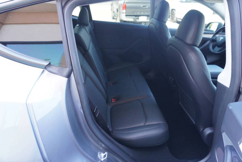 2024 Tesla Model Y Performance