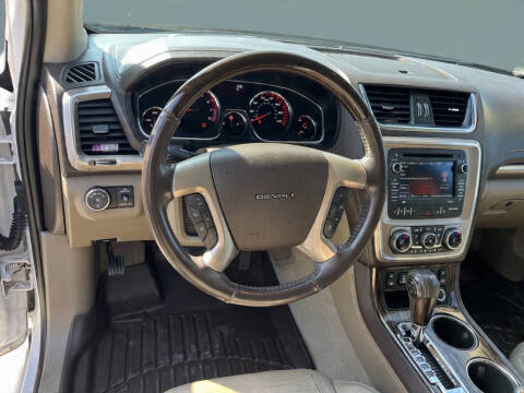 2016 GMC Acadia Denali