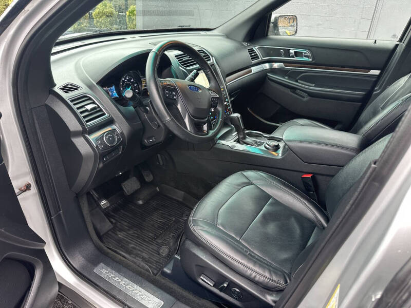 2017 Ford Explorer Limited