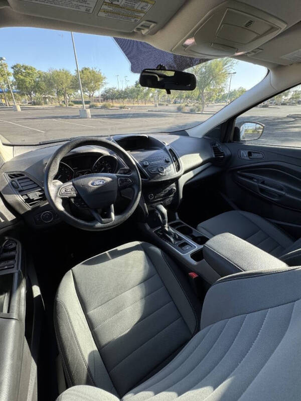 2019 Ford Escape S