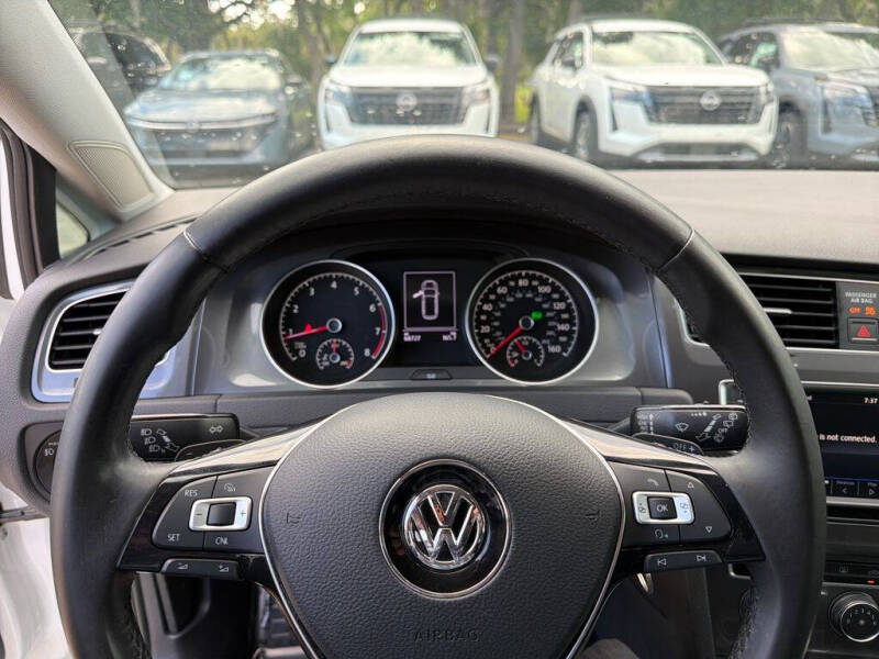 2017 Volkswagen Golf Alltrack
