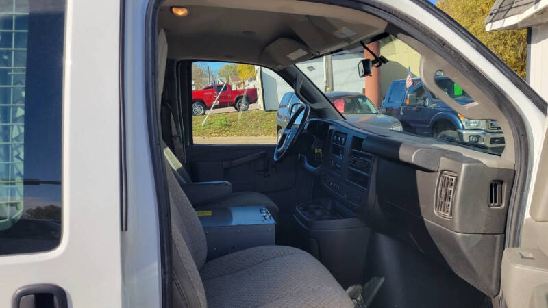 2019 Chevrolet Express 2500