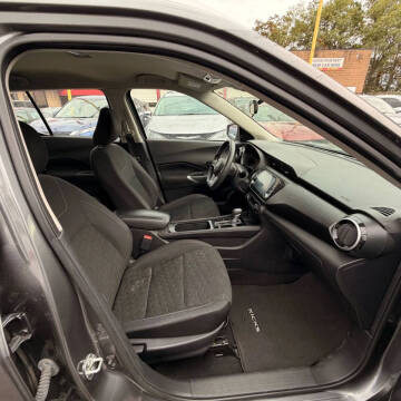 2021 Nissan Kicks SV