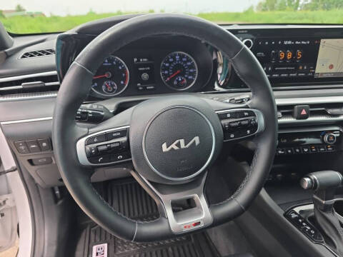 2022 Kia K5