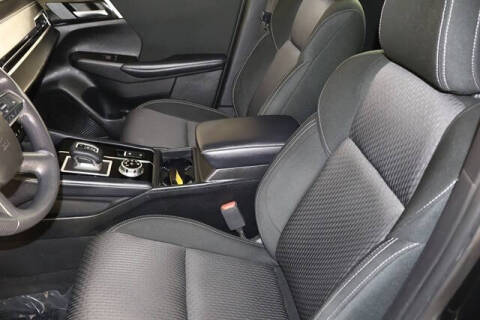 2023 Mitsubishi Outlander ES