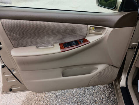 2006 Toyota Corolla LE
