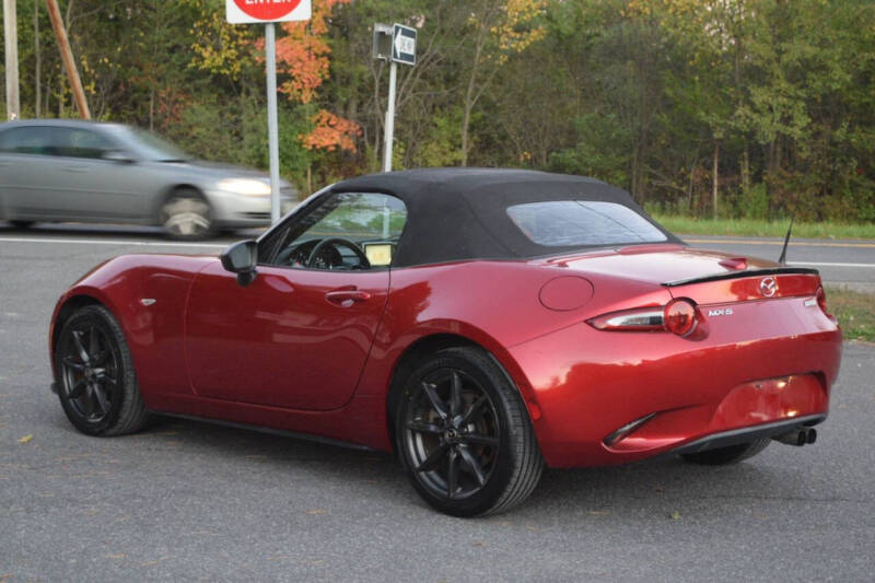 2016 Mazda MX-5 Miata Club