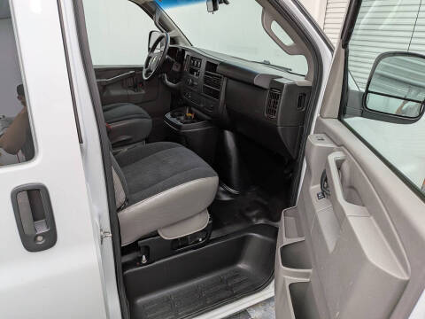 2021 Chevrolet Express 2500