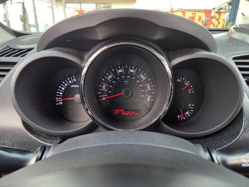 2011 Kia Soul +