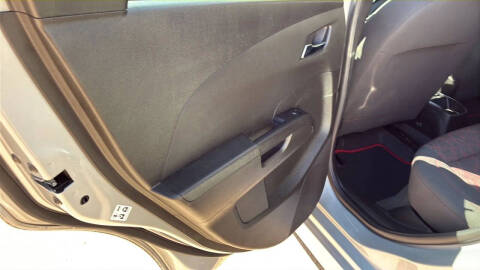 2019 Chevrolet Sonic LT Auto