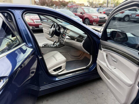 2013 BMW 5 Series 528i