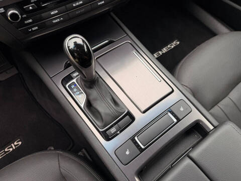 2015 Hyundai Genesis