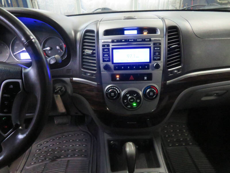 2011 Hyundai Santa Fe SE