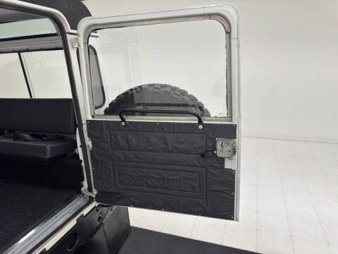 1991 Land Rover Defender