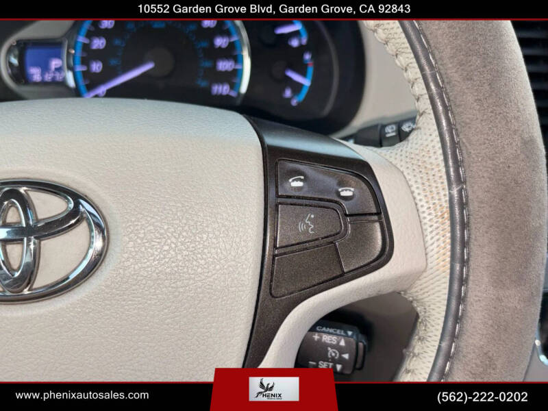 2011 Toyota Sienna Limited 7-Passenger