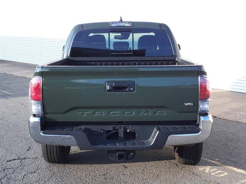 2022 Toyota Tacoma TRD Off Road photo 6