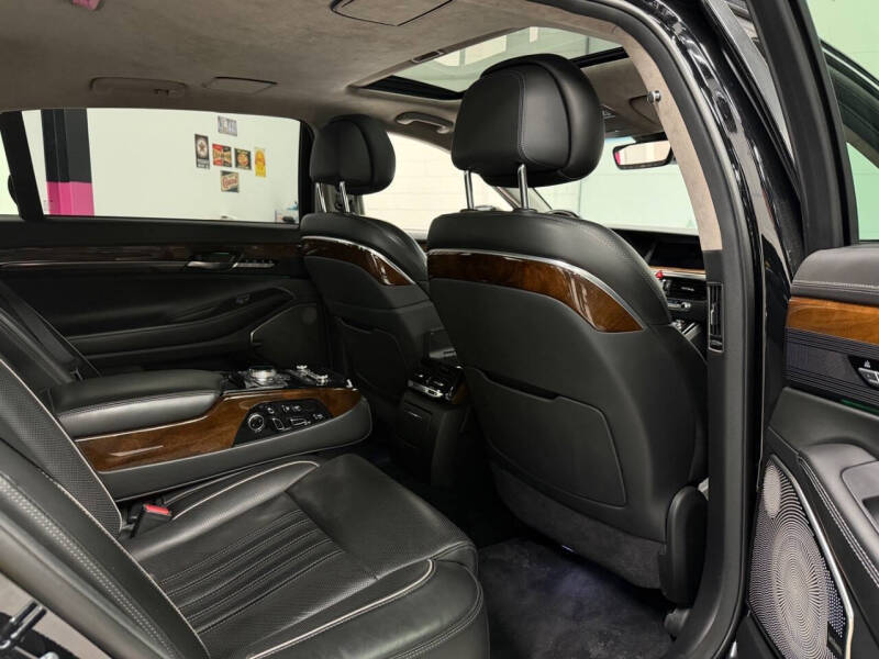 2017 Genesis G90 5.0 Ultimate