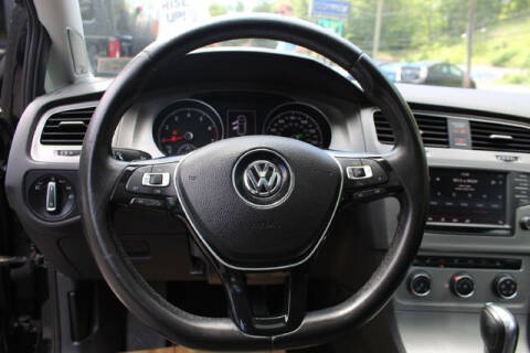 2016 Volkswagen Golf