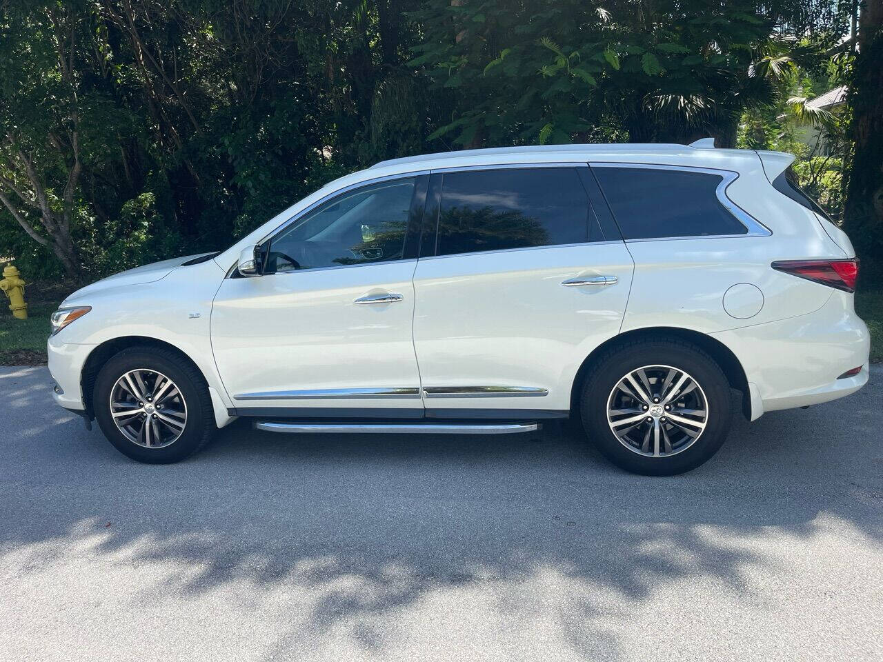 2018 INFINITI QX60 SUV / Crossover - $21,995
