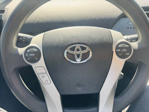 2015 Toyota Prius Two