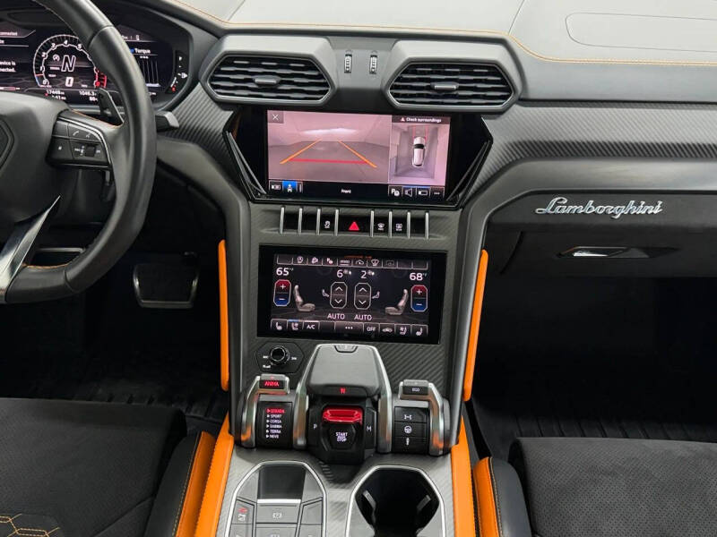 2022 Lamborghini Urus