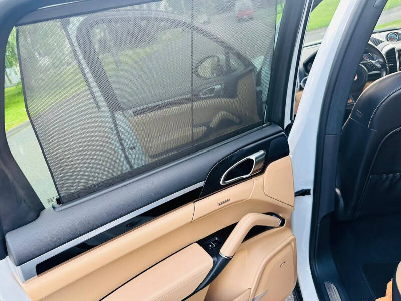 2014 Porsche Cayenne