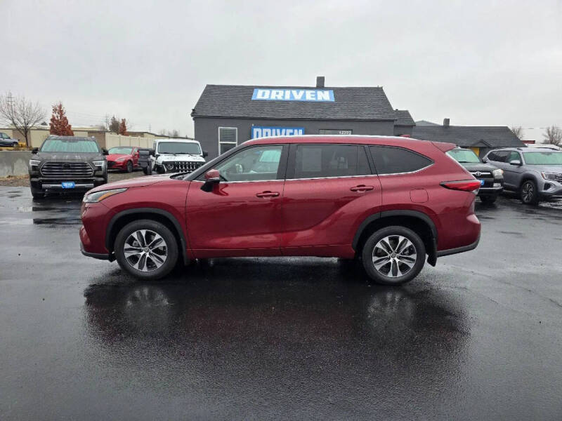 2021 Toyota Highlander XLE