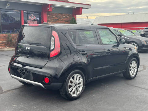 2018 Kia Soul +