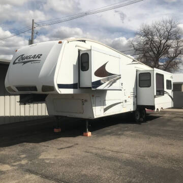 2009 Keystone Cougar 32"ft.