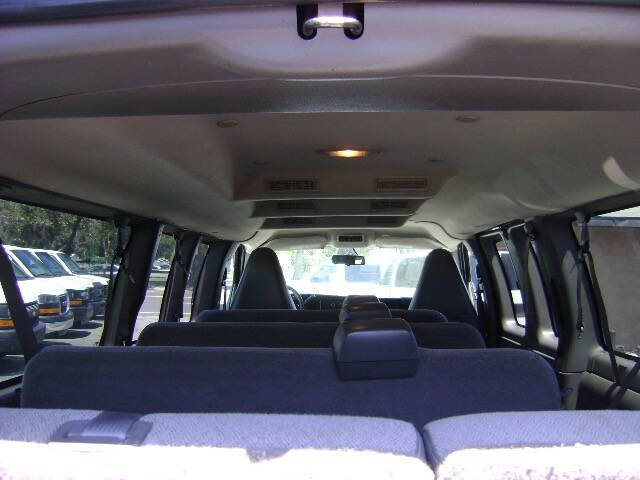 2017 GMC Savana LT 3500