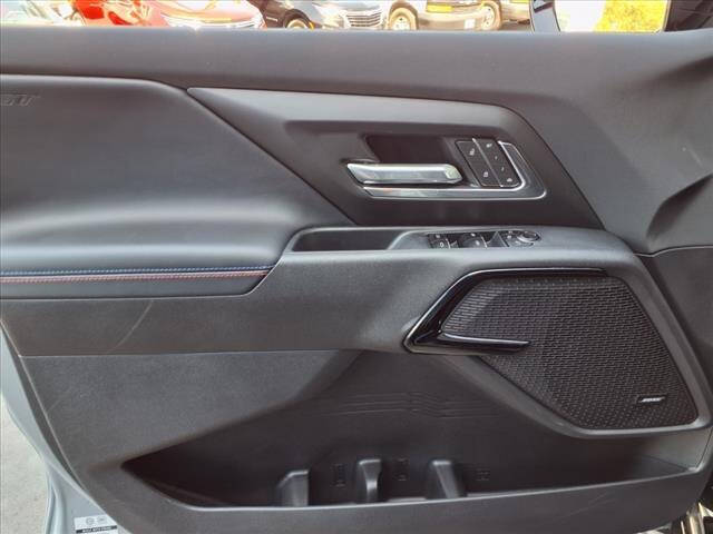 2025 Chevrolet Silverado EV RST