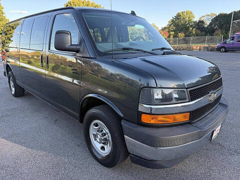 2017 Chevrolet Express LT 3500