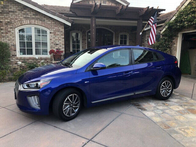 2020 Hyundai Ioniq Electric for sale at R P Auto Sales in Anaheim CA