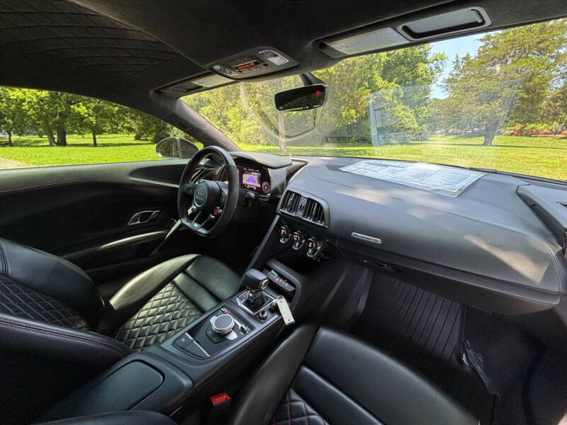 2017 Audi R8 5.2 quattro V10 Plus